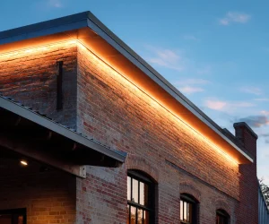 iamgreggeorge_68416_permenant_roofline_lighting_on_waco_tx_bu_b7bd78bd-9187-4210-be54-5191c319b837_1